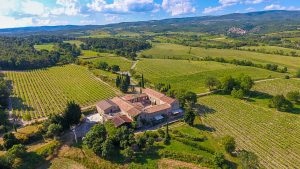 Lees meer over het artikel Wijnboerderij : een authentieke overnachting