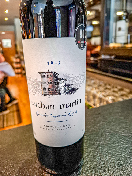 Wijnproeverij Carinena wijngebied - Wijn 4 - Bodega Esteban - DO Carinena - Fles voorkant