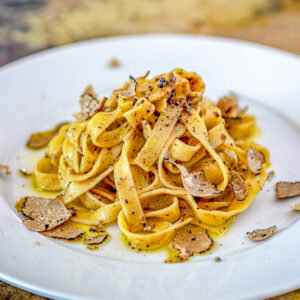 Umbria lunch met typische gerechten op een wijndomein